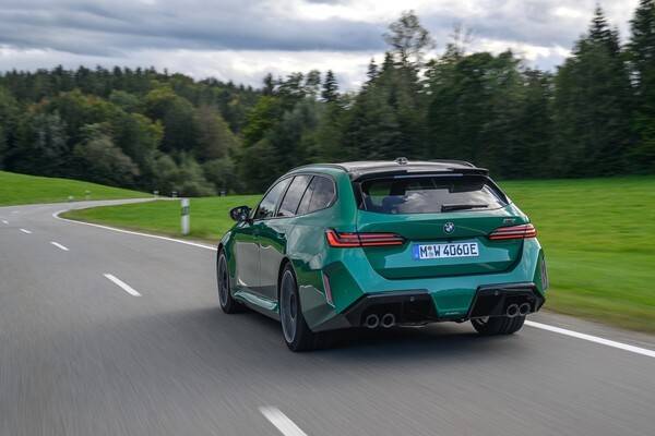 BMW 뉴 M5 투어링