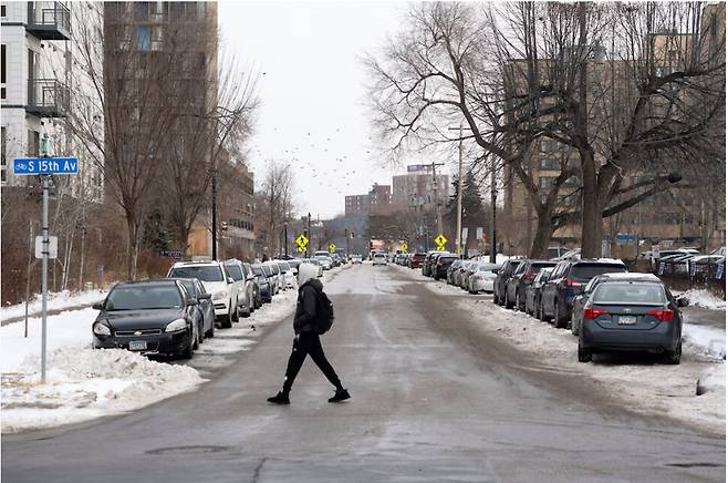 미국 미네소타 미니애폴리스의 소말리아 이민자 동네인 체다-리버사이드. 도널드 트럼프 미국 대통령은 지난 2일 미네소타의 소말리아 이민자들이 “쓰레기”라는 인종주의적 발언을 했고, 측근들은 이 발언을 칭송했다. 로이터 연합뉴스