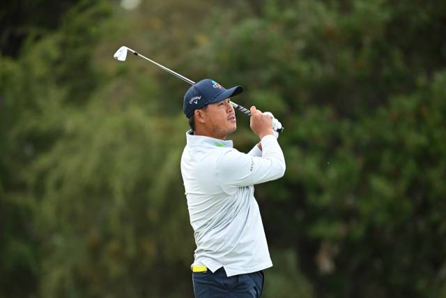 김시우가 2라운드 18번 홀에서 아이언샷을 하고 있다. EPA연합뉴스