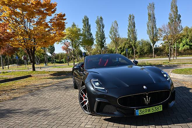 마세라티 그란카브리오 트로페오. 사진: 김학수 기자