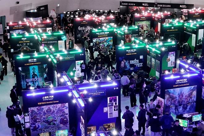 ‘비버롹스 2025’ 전시관 내부 전경. 사진 | 스마일게이트