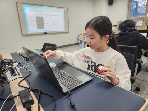 웹젠, 임직원 자녀 대상 무료 코딩 교육 ‘Let’ PLAY 코딩!’ 개최
