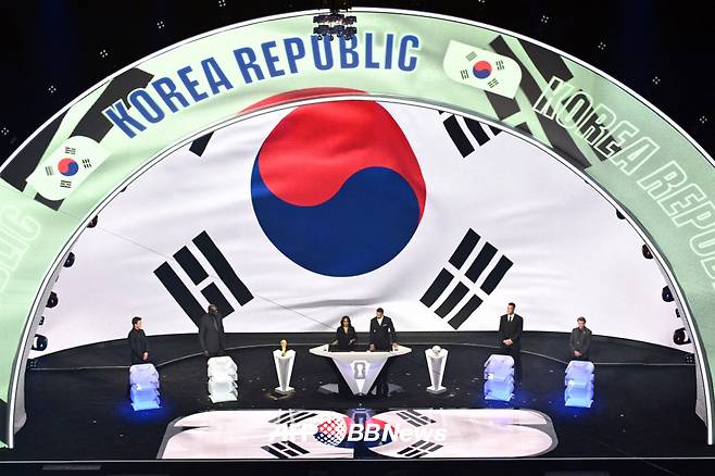 2026 FIFA 북중미 월드컵 조 추첨식 모습. /AFPBBNews=뉴스1