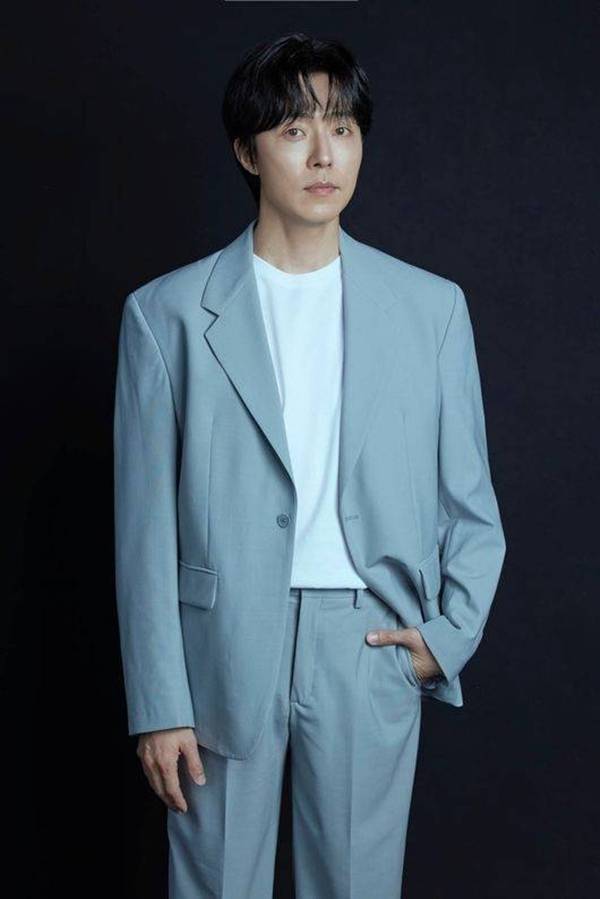 배우 이무생. ⓒ에일리언컴퍼니