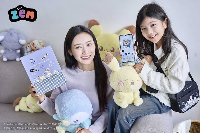 SK텔레콤이 키즈용 LTE 스마트폰 ‘ZEM폰 포켓피스’을 선보였다. 사진=SK텔레콤