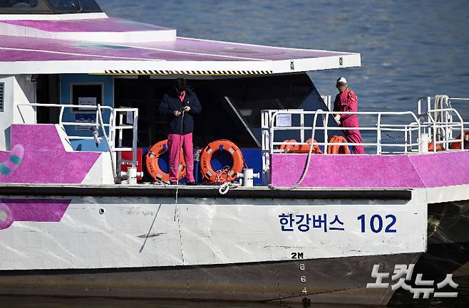 황진환 기자