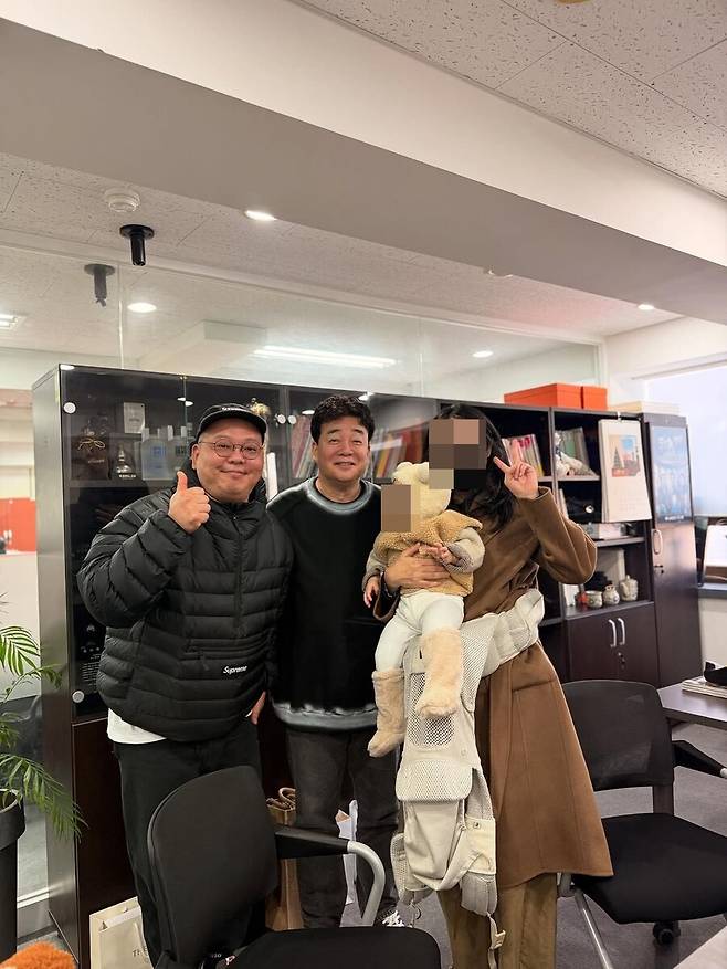 ▲ 권상훈(왼쪽)씨와 백종원. 출처|권상훈씨 SNS