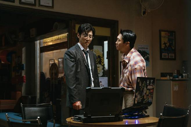 윤계상과 진선규(사진=쿠팡플레이)