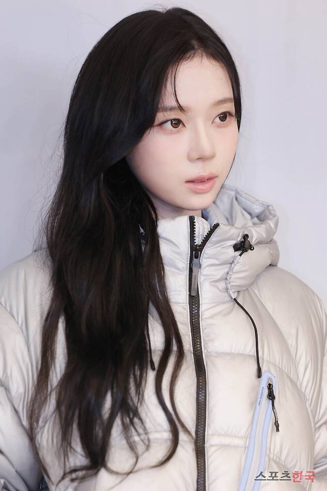 에스파 윈터. 25.11.1 ⓒ이혜영 기자 lhy@hankooki.com