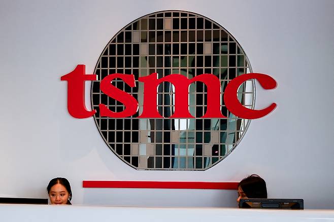 A TSMC logo is displayed on a wall in Hsinchu, Taiwan, on April 15. [REUTERS/YONHAP]