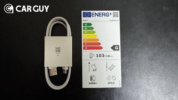 샤오미 레드미 패드2 프로 충전 케이블이 들어 있다