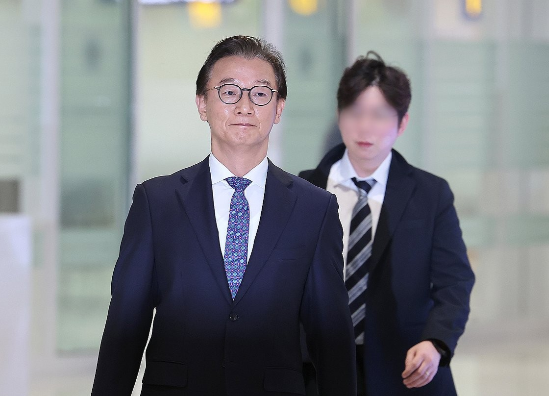 귀국하는 전재수 해양수산부 장관 (사진=연합뉴스)