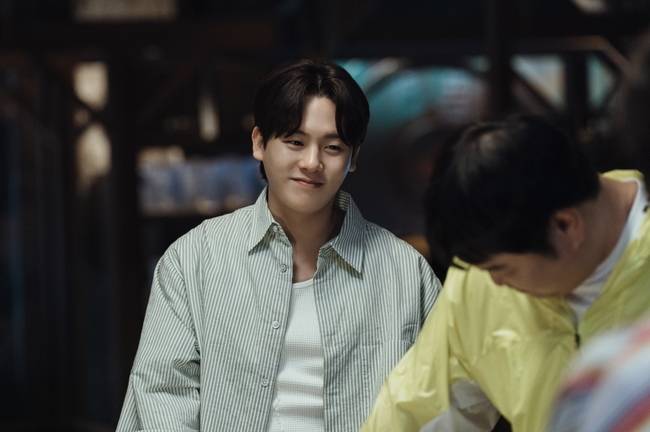 KT스튜디오지니, 쿠팡플레이 제공