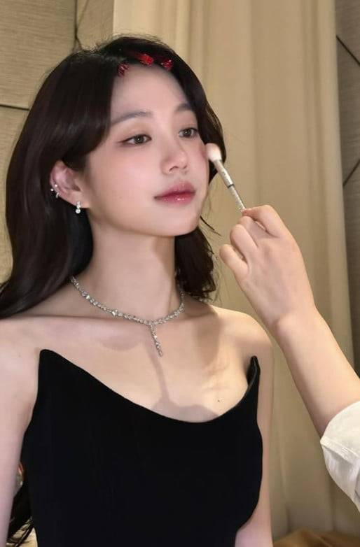 사진=이유비 SNS