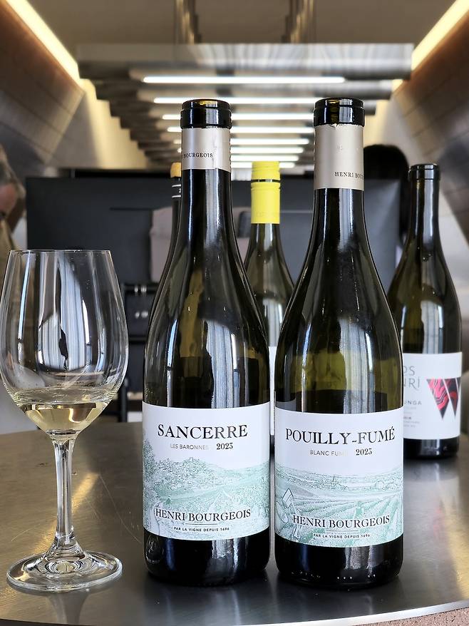 앙리 부르주아 상세르(왼쪽)와 푸이퓌메. 최현태 기자