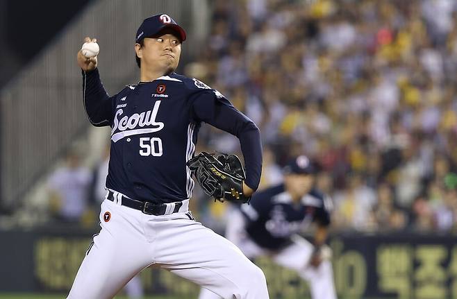 ▲ 조상우에 앞서 두산과 4년 총액 52억 원에 계약을 마친 이영하 ⓒ두산 베어스