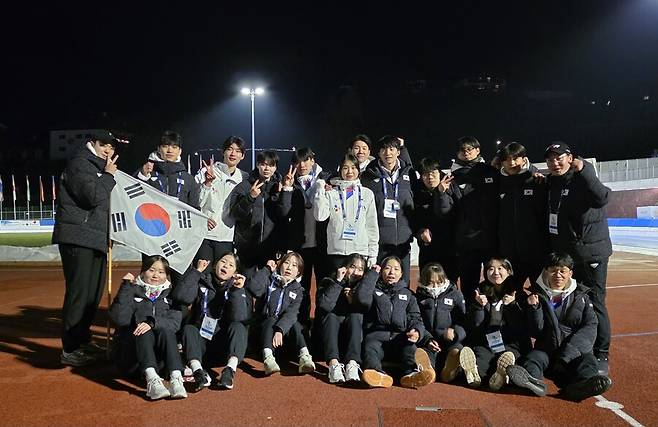 ▲ 한국 주니어 스피드스케이팅 선수단 ⓒ대한빙상경기연맹