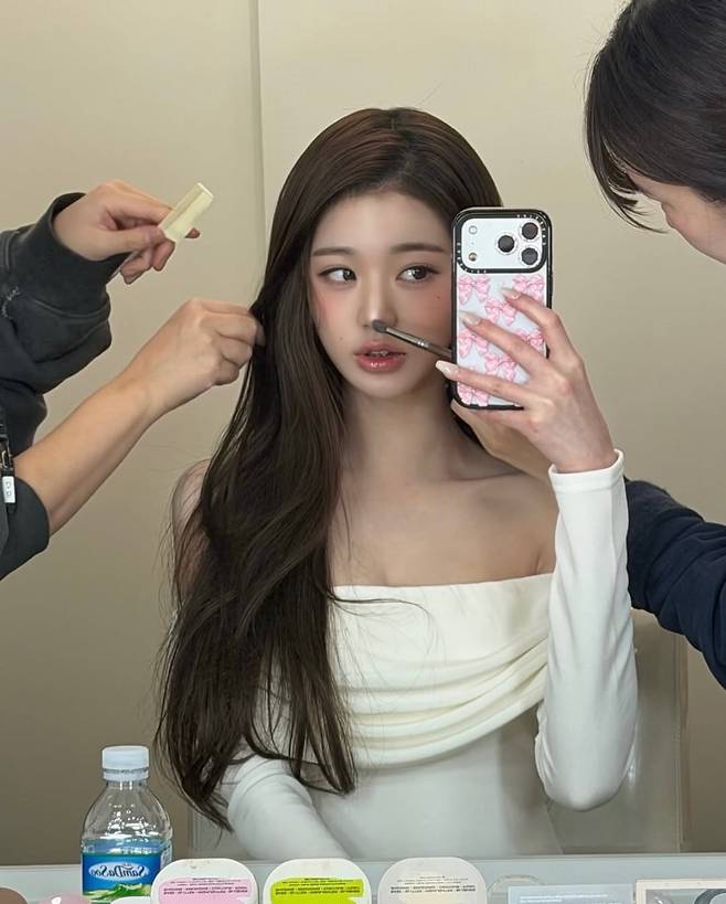 사진 = 장원영 인스타그램