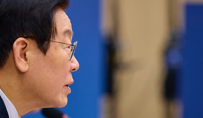 이재명 대통령이 12일 열린 정부 부처별 업무보고에서 발언하고 있다. (대통령실)