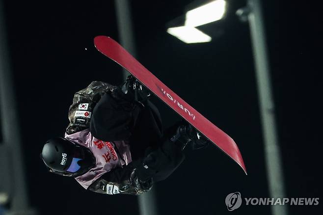 유승은의 중국 월드컵 경기 모습.  [EPA=연합뉴스]