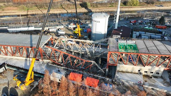 광주대표도서관 신축 공사장 붕괴 현장. /광주소방본부 제공