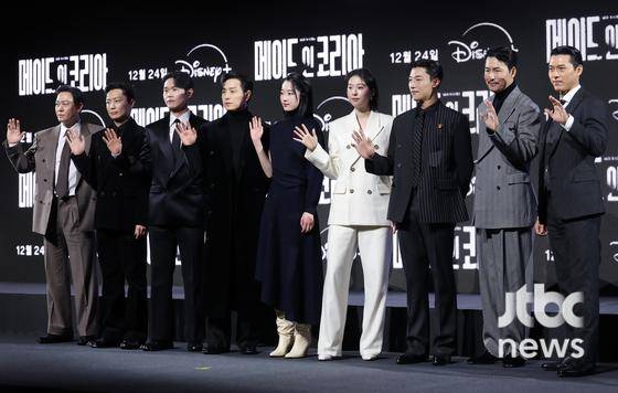 15일 오전 서울 그랜드 인터컨티넨탈 서울 파르나스에서 디즈니+ 오리지널 시리즈 '메이드 인 코리아' 제작발표회가 열렸다. 우민호 감독, 배우 현빈, 정우성, 우도환, 서은수, 원지안, 정성일, 강길우, 노재원, 박용우가 참석했다. 박세완 엔터뉴스팀 기자 park.sewan@jtbc.co.kr