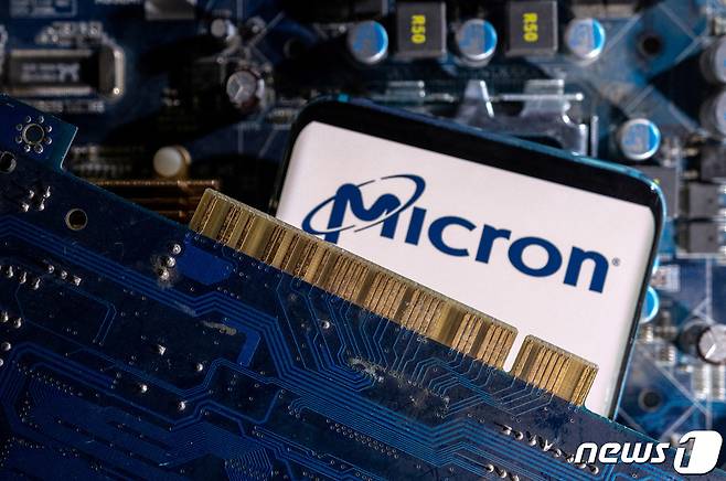 마이크론 테크놀로지 관련 시각물 ⓒ 로이터=뉴스1 ⓒ News1 박형기 기자