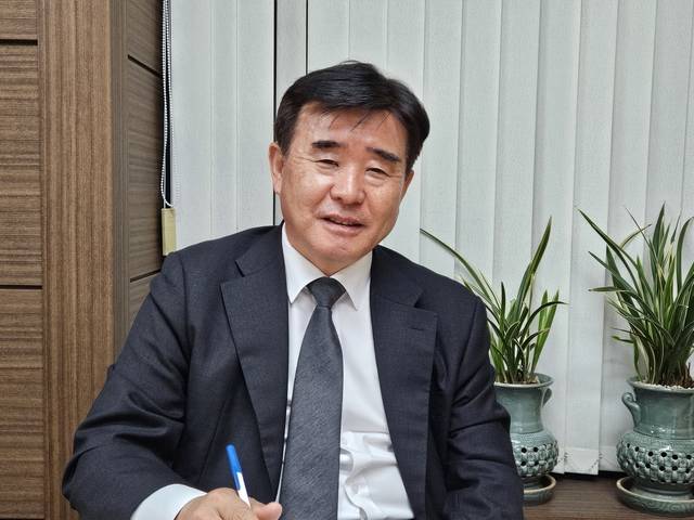 이기복 한국원자력학회장. 사진=이준기기자.