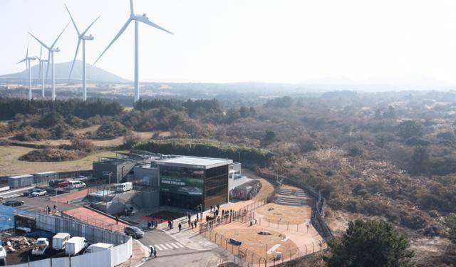 15일 제주시 애월읍 어음리에서 반려동물 놀이공원과 제2동물보호센터 개관식이 열렸다. 사진은 제2동물보소센터 전경. 제주도 제공