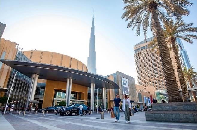 두바이 도심에 위치한 대표 쇼핑 명소 두바이 몰. 사진제공|VisitDubai