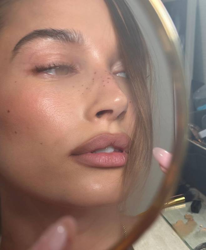 @haileybieber