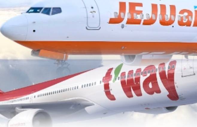 제주항공(위), 티웨이항공.