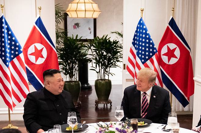 US President Donald Trump (right) and North Korean leader Kim Jong-un meet for a social dinner on Feb. 27, 2019, at the Sofitel Legend Metropole hotel in Hanoi, Vietnam, as part of their second summit meeting. (White House)