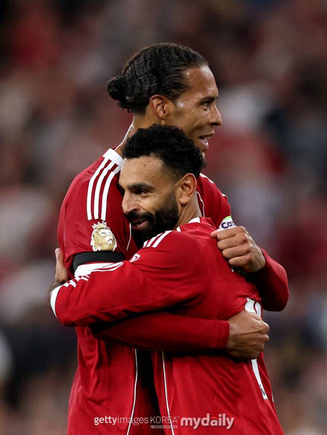 버질 반 다이크(왼쪽)와 모하메드 살라./게티이미지코리아