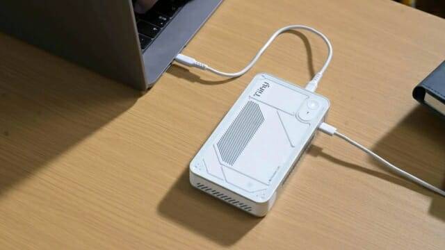 세계에서 가장 작은 개인용 AI 슈퍼컴퓨터가 공개됐다. (사진=티니AI)