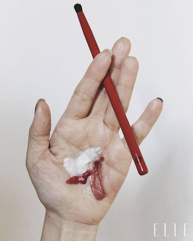 서양화를 전공한 우현증 원장의 무기이자 메이크업의 근원, 컬러.