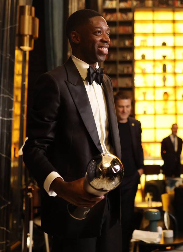 우스만 뎀벨레(파리생제르맹). 국제축구연맹 X 캡처