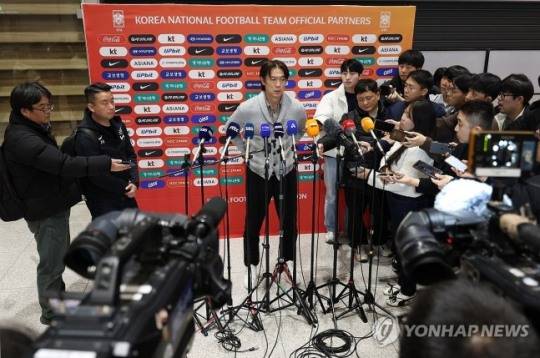 질문 답하는 홍명보 감독 / 사진=연합뉴스