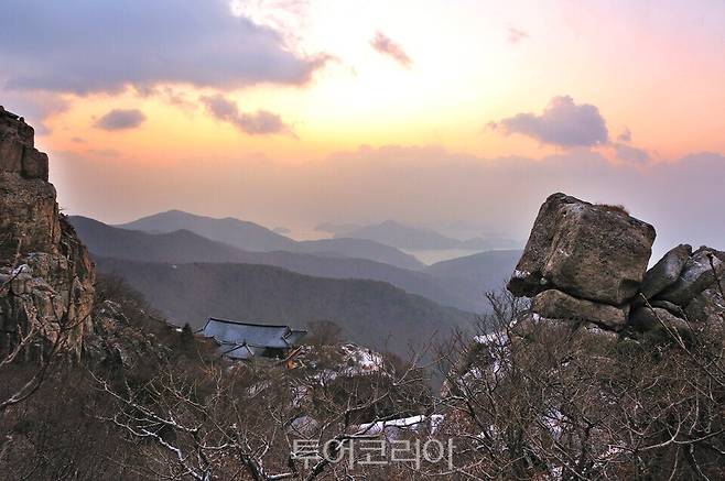 보리암 겨울 풍경 /사진-남해군