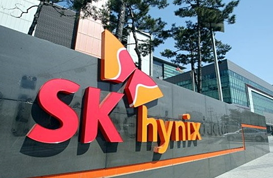 SK하이닉스가 미국 증시 상장을 염두에 둔 자사주 활용 미국주식예탁증서(ADR) 발행 가능성을 공식적으로 인정하며 투자자 관심이 커지고 있다. 사진은 경기도 이천시 소재 SK하이닉스 본사 모습