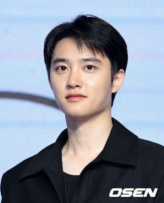 [OSEN=조은정 기자]디즈니+ 오리지널 시리즈 ‘조각도시’ 제작발표회가 서울 영등포구 여의도 콘래드 서울에서 열렸다.‘조각도시’는 평범한 삶을 살던 태중(지창욱)이 어느 날 억울하게 흉악한 범죄에 휘말려 감옥에 가게 되고, 모든 것은 요한(도경수)에 의해 계획되었다는 것을 알게 되면서 그를 향한 복수를 실행하는 액션 드라마를 그린 작품이다. 이날 현장에는 지창욱, 도경수,&nbsp;김종수,&nbsp;조윤수&nbsp;그리고&nbsp;이광수가 참석했다.배우 도경수가 포즈를 취하고 있다. 2025.11.03 /cej@osen.co.kr