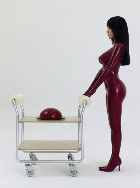 건축 디자이너이자 아티스트인 비앙카 센소리는 최근 서울에서 열린 전시 ‘바이오 팝’의 작품을 자신의 소셜미디어(SNS)에 공개했다. 비앙카 센소리 인스타그램 캡처.