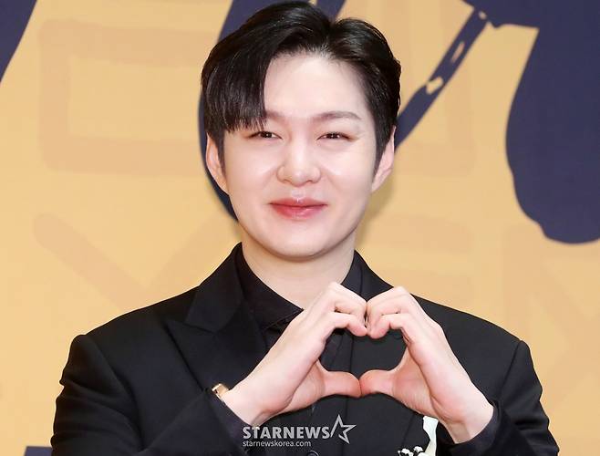 비투비 이창섭이 7일 오전 서울 중구 신라호텔 다이너스티홀에서 진행된 '2025 대한민국 퍼스트브랜드 대상'에 참석해 포즈를 취하고 있다. 2025.01.07 /사진=김창현 chmt@