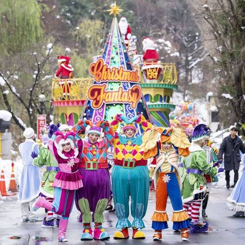 에버랜드 크리스마스 판타지 '블링블링 X-Mas 퍼레이드' 공연. 사진=삼성물산