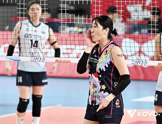 부상 복귀전을 치른 정관장의 베테랑 세터 염혜선 [한국배구연맹 제공. 재판매 및 DB 금지]
