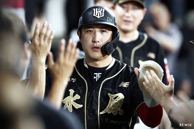 2025 시즌을 끝으로 은퇴 의사를 밝힌 황재균. 사진=KT위즈