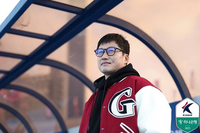 ▲ 이정효 감독은 지난 2021년 12월 광주에 부임한 뒤 매해 기적을 연출했다. 4년의 동행을 끝으로 광주에서 시간을 마무리한 이정효 감독은 새로운 도전을 피력했다. ⓒ한국프로축구연맹