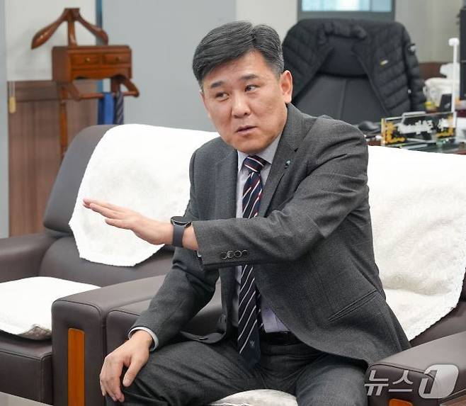 김준석 한국해양교통안전공단(KOMSA) 이사장이 뉴스1과 인터뷰를 하고 있다(한국해양교통안전공단 제공)