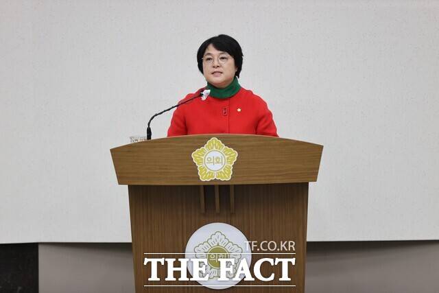 김명회 당진시의원이 19일 5분 자유발언을 통해 초고령사회에 대응하기 위한 스마트 기술을 적극 도입해야 한다고 강조했다. /당진시의회