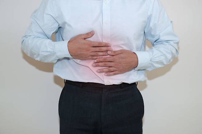 [서울=뉴시스] 복통 이미지. (사진=고대안산병원 제공) 2023.10.19 photo@newsis.com *재판매 및 DB 금지